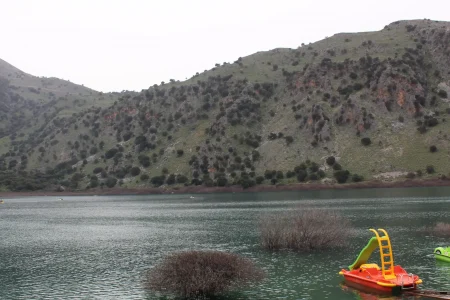 Εκδρομή στις Λίμνες της Κρήτης – Μια Υδάτινη Ολοήμερη Περιπέτεια!